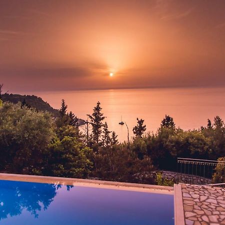 Villa Niriis Agios Nikitas Exterior photo