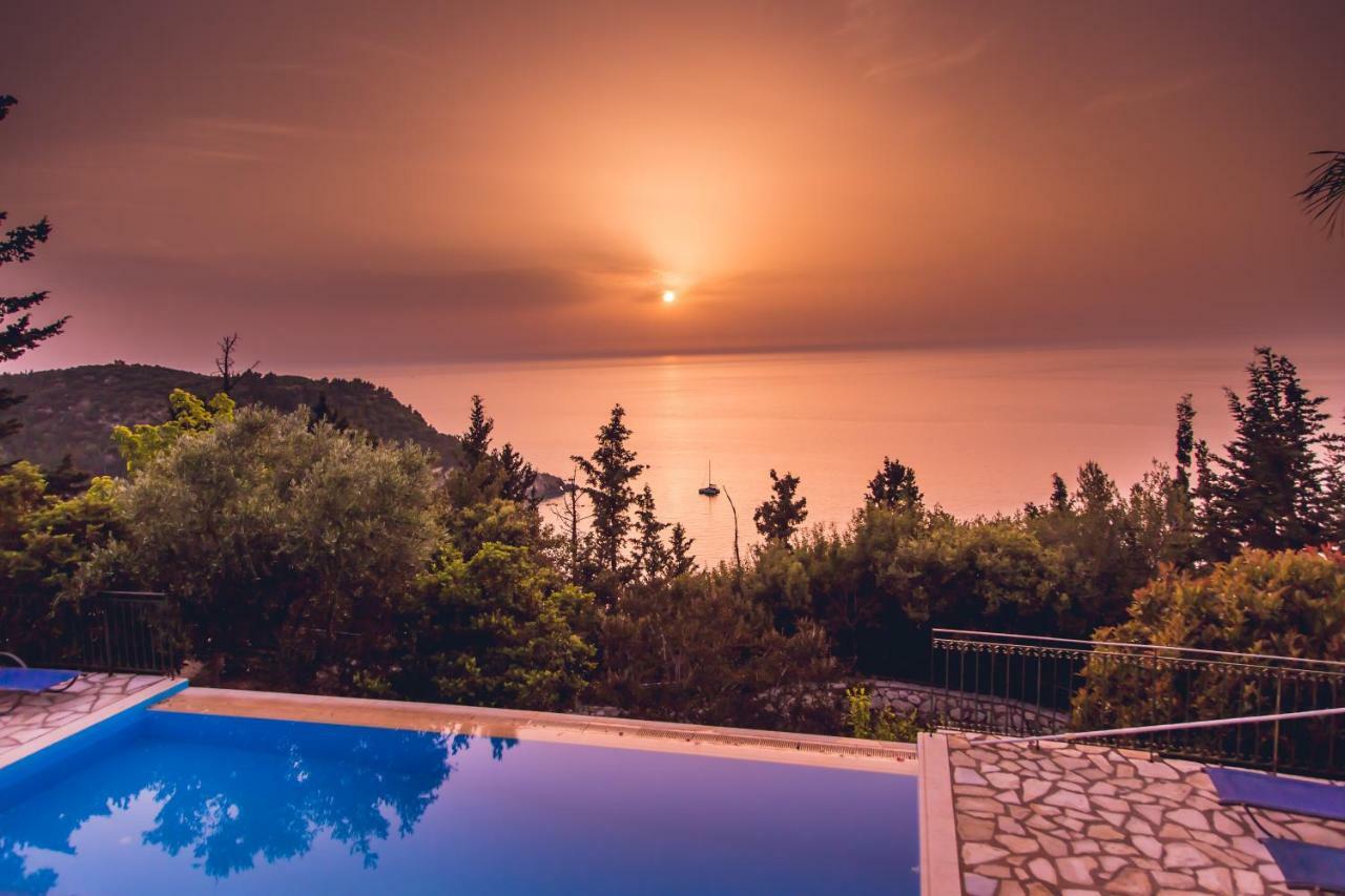 Villa Niriis Agios Nikitas Exterior photo