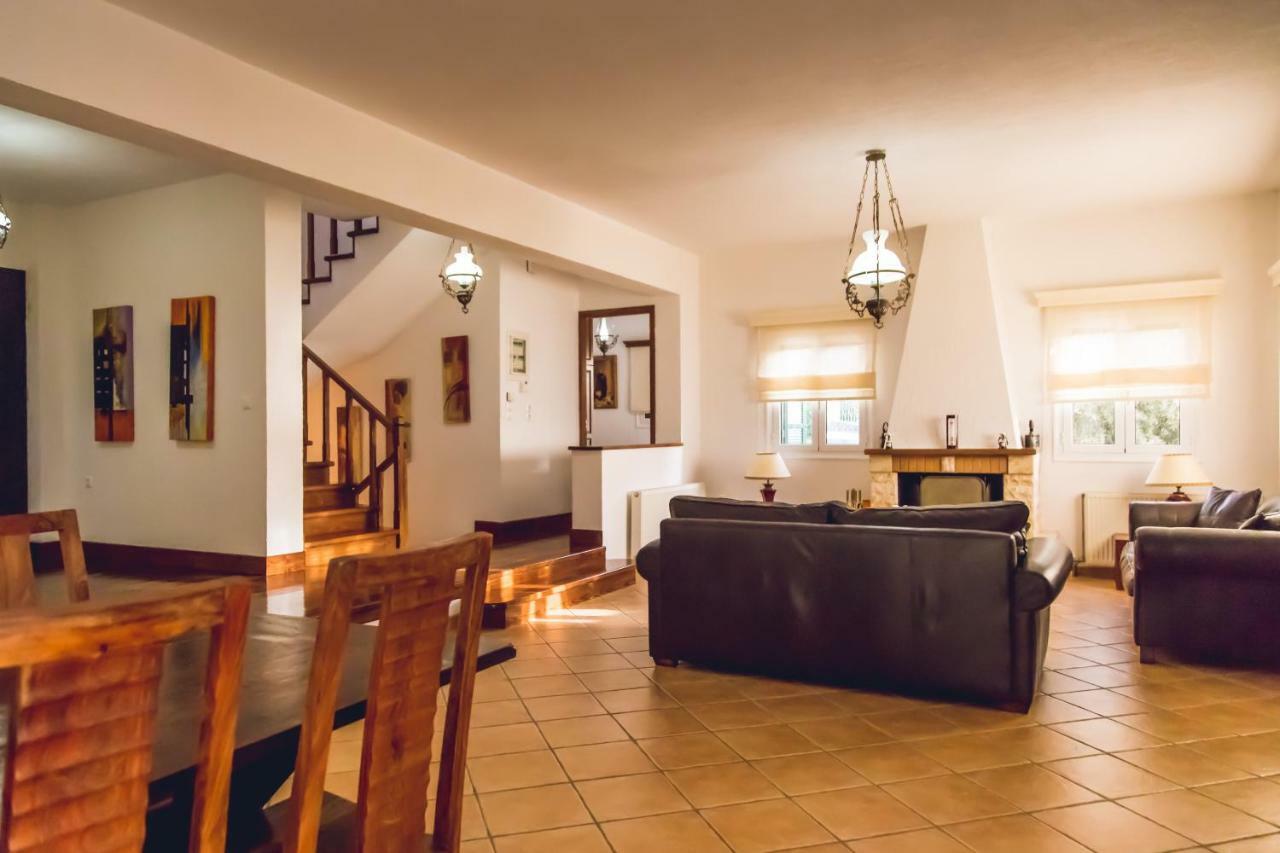 Villa Niriis Agios Nikitas Exterior photo